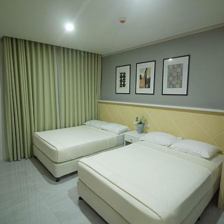 Twin Hearts Residences 1 Рохас Сити Екстериор снимка